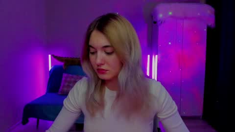 Betty online show from 12-25-24, 07:03