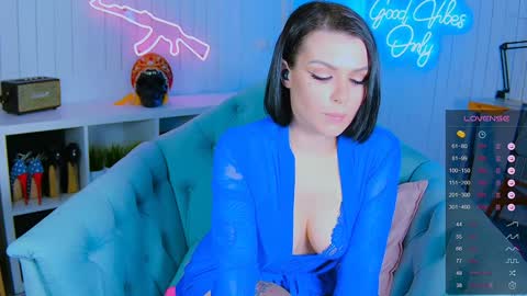 Snapshot of chaturkaterina chatting on 01-29-25, 03:01 Miss Harmony online show from 01-29-25, 03:01