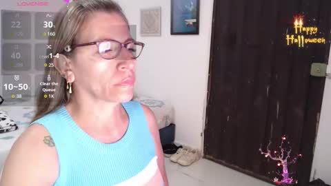 Snapshot of chayla_ruiz chatting on 10-13-25, 10:43 CHAYLA VICTORIA RUIZ online show from 10-13-25, 10:43