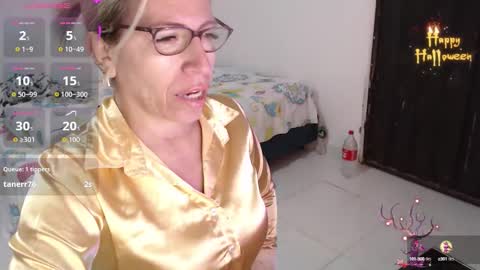 Snapshot of chayla_ruiz chatting on 10-16-25, 09:54 CHAYLA VICTORIA RUIZ online show from 10-16-25, 09:54