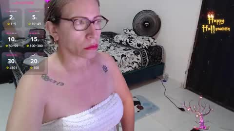 Snapshot of chayla_ruiz chatting on 10-25-25, 11:29 CHAYLA VICTORIA RUIZ online show from 10-25-25, 11:29