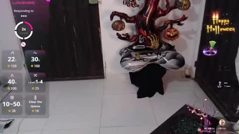 Snapshot of chayla_ruiz chatting on 10-28-25, 11:07 CHAYLA VICTORIA RUIZ online show from 10-28-25, 11:07