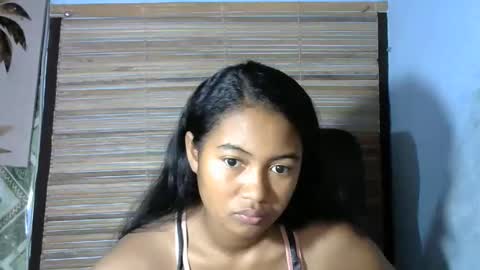 Snapshot of chechick_sahu chatting on 02-17-26, 04:42 Angel online show from 02-17-26, 04:42