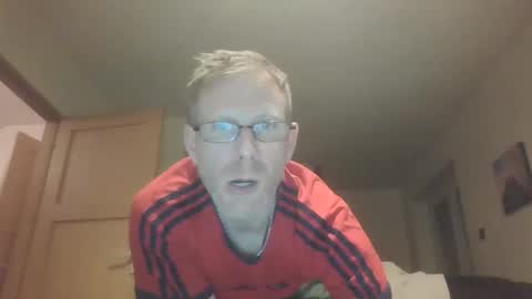 Snapshot of cheeky19841 chatting on 12-20-24, 08:01 cheeky19841 online show from 12-20-24, 08:01