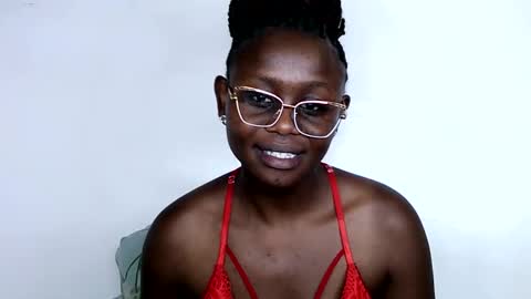 cheeky_charms online show from 10-18-25, 03:57