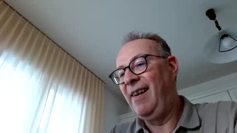 Snapshot of cheer2u chatting on 01-16-25, 03:02 cheer2u online show from 01-16-25, 03:02