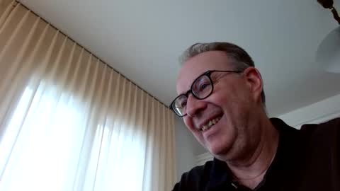 Snapshot of cheer2u chatting on 02-05-26, 01:38 cheer2u online show from 02-05-26, 01:38