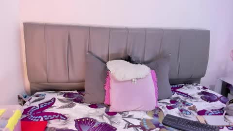 Cherlyn online show from 02-11-25, 04:02