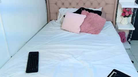 cheerry_moon online show from 03-25-26, 09:32