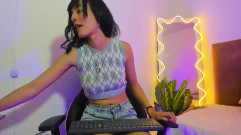 CHERRY  online show from 12-02-25, 07:09