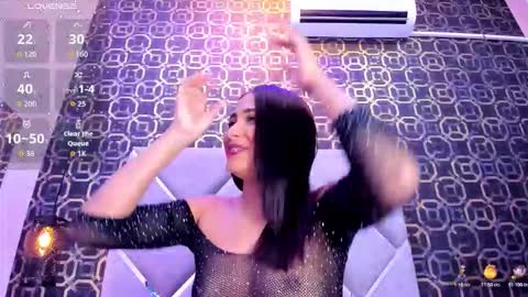 Cherry online show from 11-18-25, 01:33