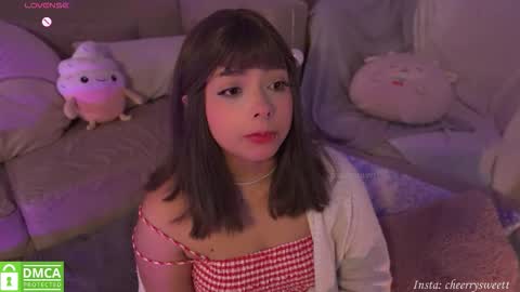 Snapshot of cheerrysweett chatting on 11-20-25, 01:50 Baby Cherry online show from 11-20-25, 01:50