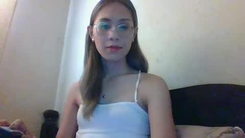 Snapshot of chelly4u69 chatting on 02-24-25, 03:44 chelly4u69 online show from 02-24-25, 03:44