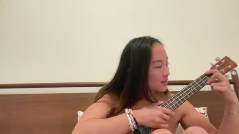 chellybear101 online show from 01-10-25, 10:06