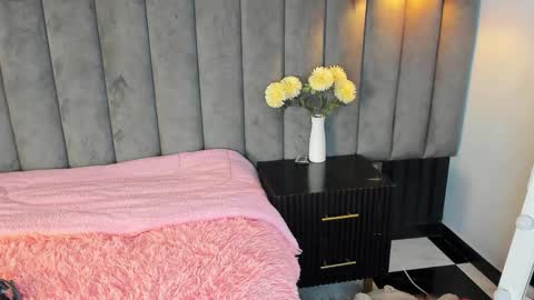 chelsea_bolton_ online show from 11-19-25, 12:27