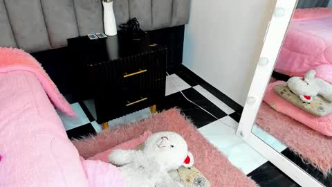 chelsea_bolton_ online show from 11-24-25, 01:00