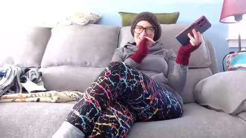 Chelsea online show from 10-29-25, 04:42