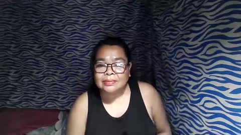 Snapshot of chenita_kits chatting on 11-19-25, 03:01 chenita_kits online show from 11-19-25, 03:01