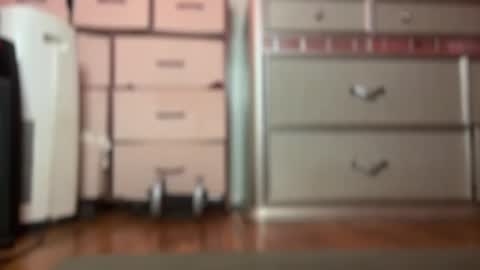 cherliecarmen online show from 12-21-24, 04:46