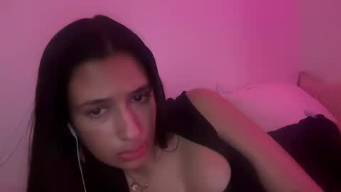 cherliecarmen online show from 12-23-24, 08:57