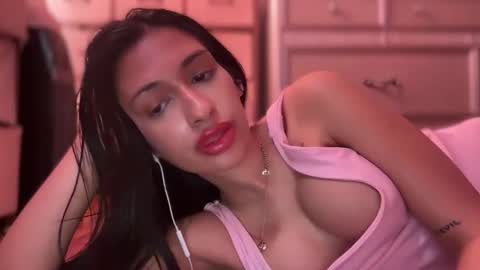 cherliecarmen online show from 03-09-25, 08:21