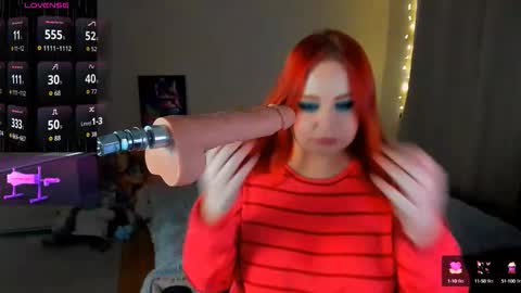 Snapshot of cherry__girl_ chatting on 10-14-25, 04:19 Emily online show from 10-14-25, 04:19