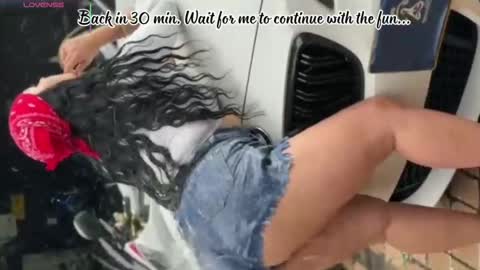 C H E R R Y  online show from 11-17-25, 11:27