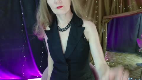 Snapshot of cherry_blossomsx chatting on 12-19-24, 06:01 thanks guys see you tomorrow online show from 12-19-24, 06:01