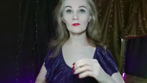 Snapshot of cherry_blossomsx chatting on 11-21-25, 07:40 thanks guys see you tomorrow online show from 11-21-25, 07:40