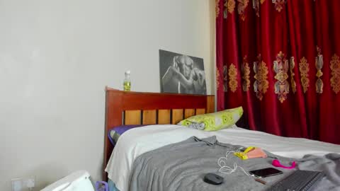 cherry_falls online show from 10-20-25, 08:37