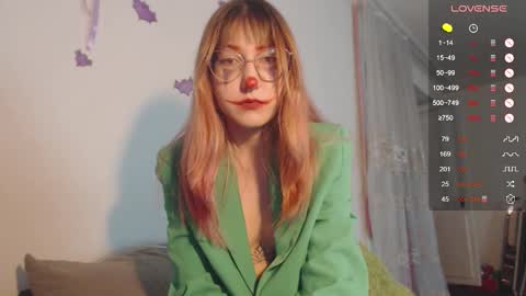 Snapshot of cherry_hazzze chatting on 10-31-25, 06:53 Cheryl online show from 10-31-25, 06:53