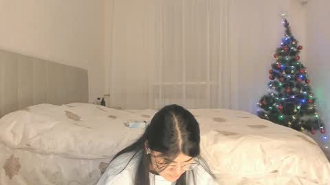 Snapshot of cherry_misaki chatting on 12-18-24, 06:35 misaki online show from 12-18-24, 06:35