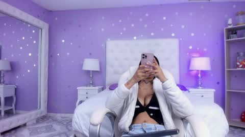 Snapshot of cherry_sussan chatting on 02-18-25, 03:53 Sussan Cherry online show from 02-18-25, 03:53