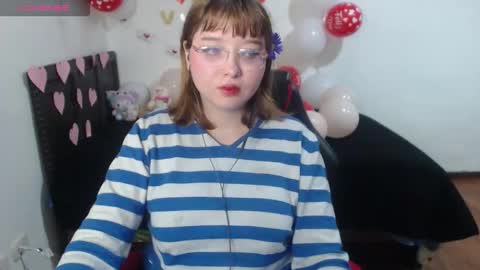 Snapshot of cherrybloom692 chatting on 02-16-26, 06:09 lily rous online show from 02-16-26, 06:09