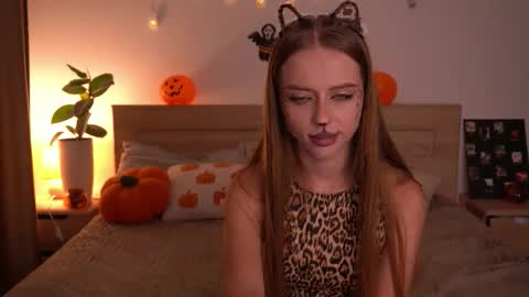 Snapshot of cherryblossom224 chatting on 10-25-25, 08:47 Alisha online show from 10-25-25, 08:47