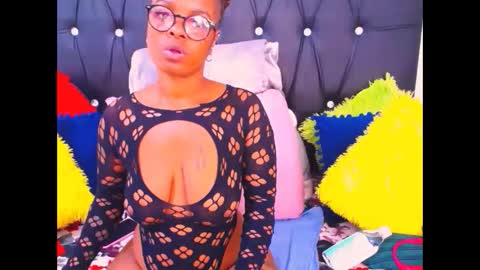 Snapshot of cherrybootyjoy chatting on 02-21-26, 08:59 cherrybootyjoy online show from 02-21-26, 08:59