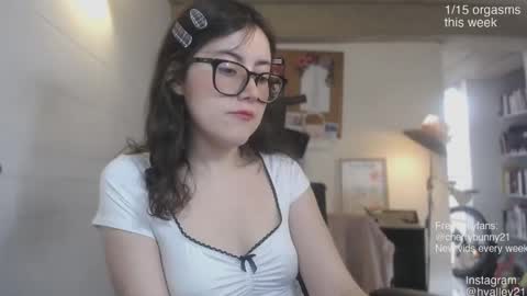 Sarah Prez online show from 04-05-26, 08:39