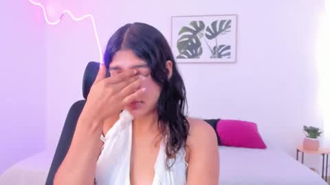 C H E R R Y online show from 10-20-25, 12:05