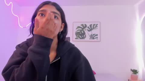 C H E R R Y online show from 10-21-25, 11:22