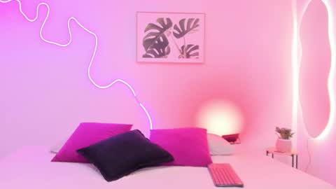 C H E R R Y online show from 11-07-25, 12:05