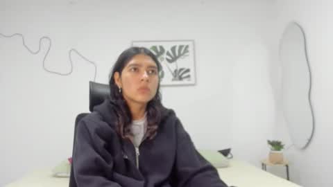 C H E R R Y online show from 11-13-25, 11:31