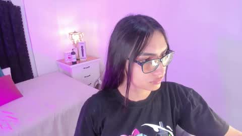 Snapshot of cherrylady2 chatting on 10-17-25, 11:57 Cherry online show from 10-17-25, 11:57