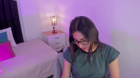 Snapshot of cherrylady2 chatting on 11-08-25, 12:27 Cherry online show from 11-08-25, 12:27