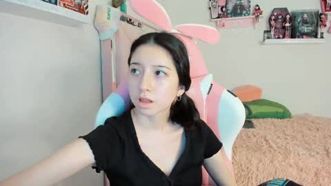 cherrycute666 online show from 01-12-25, 12:07