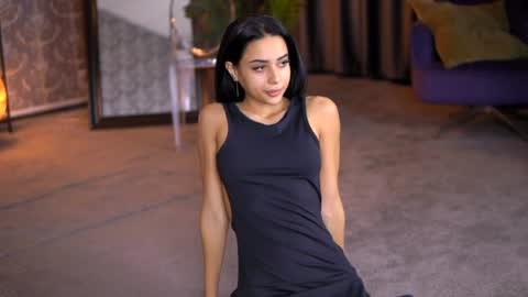 Snapshot of cherryselena chatting on 01-27-25, 07:35 Selena online show from 01-27-25, 07:35