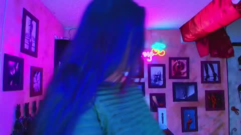 cherry online show from 01-06-26, 04:54