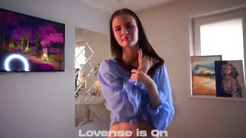 Leia online show from 10-23-25, 03:50