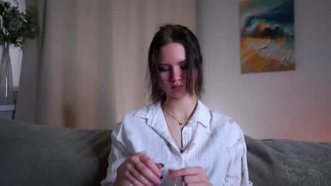 Leia online show from 10-30-25, 03:19