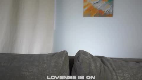 Leia online show from 11-16-25, 02:06