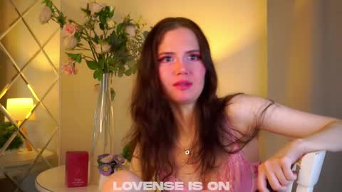 Leia online show from 11-26-25, 03:07